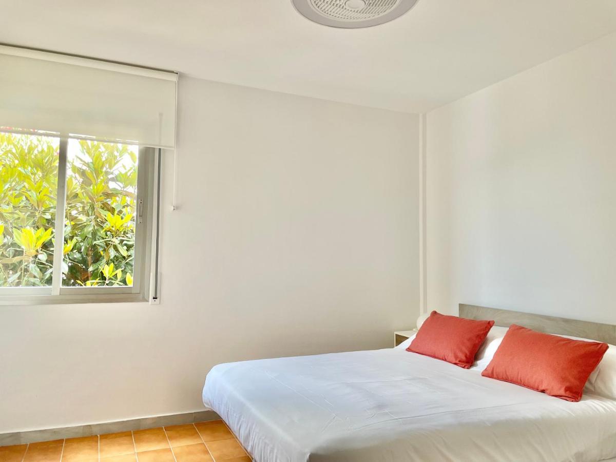 Luminoso Apartamento Frente Al Mar Con Piscina Росес Екстериор снимка